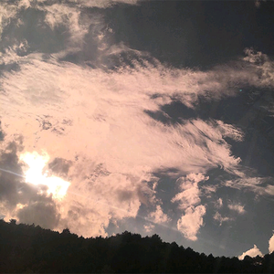 亚洲国产制服丝袜
